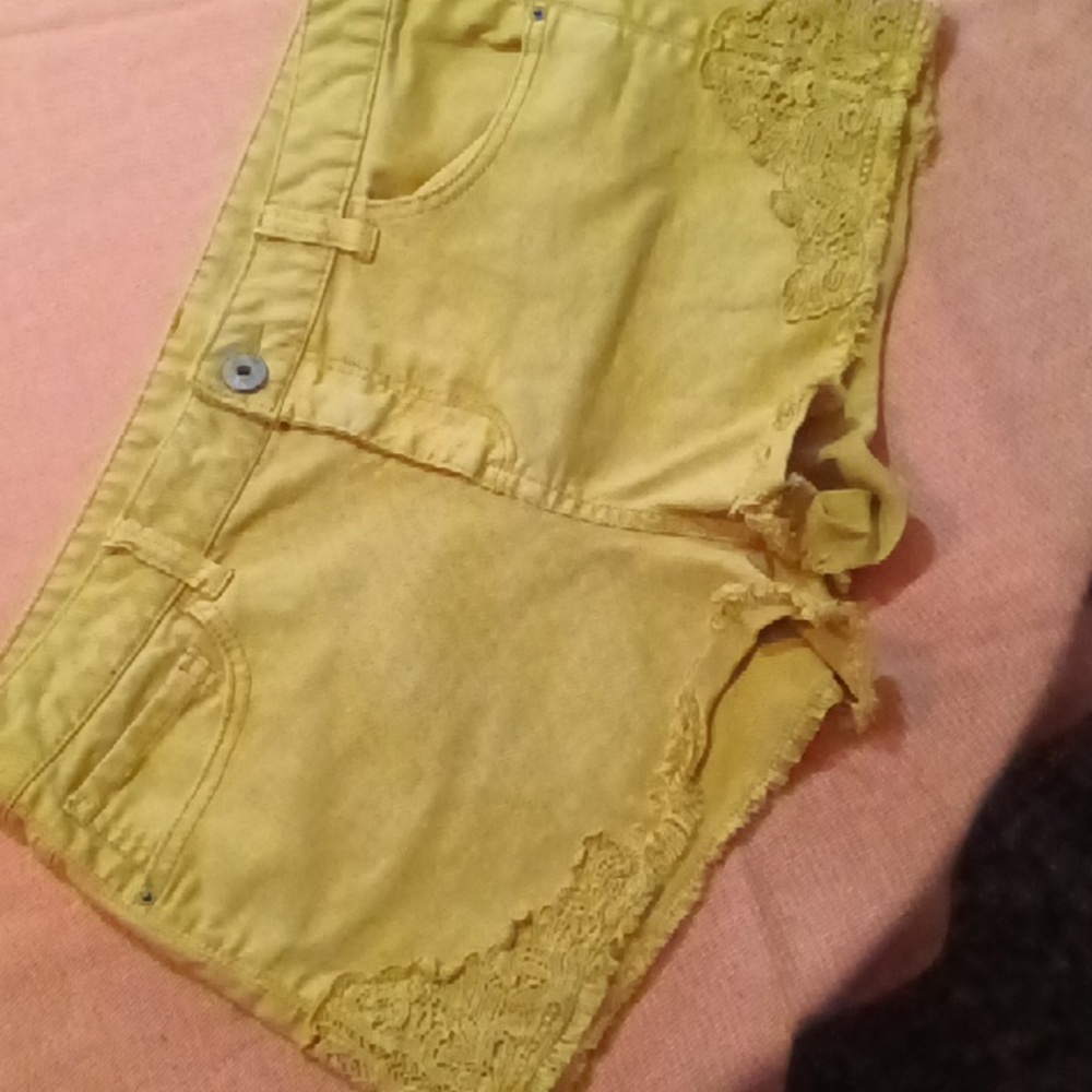 Vanilla Star Denim Shorts